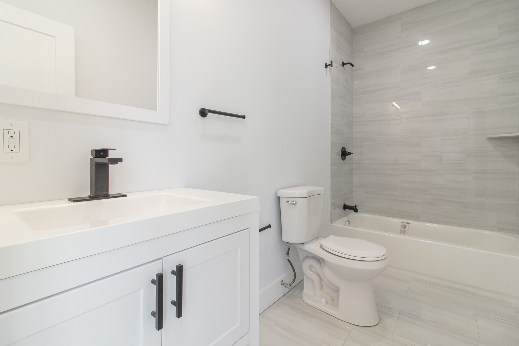 1314 N 18th St #A photo 2