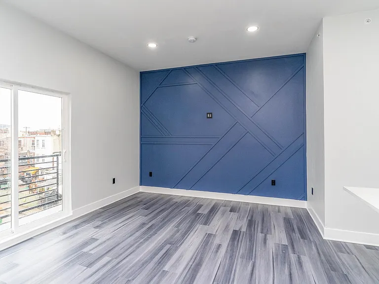 1325 N 18th St #C photo 6